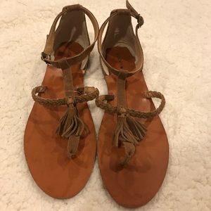 lucky brand brown tassel sandals size 9